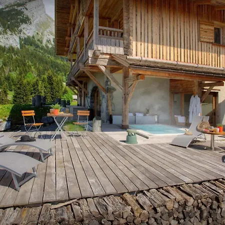 Authentic - Snowlodge La Clusaz