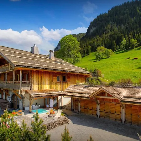 Authentic - Snowlodge La Clusaz